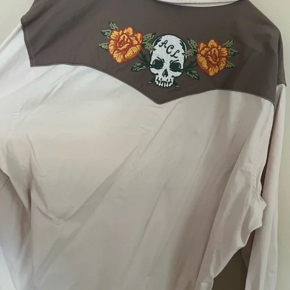 BNWT Howler Bro’s yellow rose collection XL shirt - Picture 3 of 4